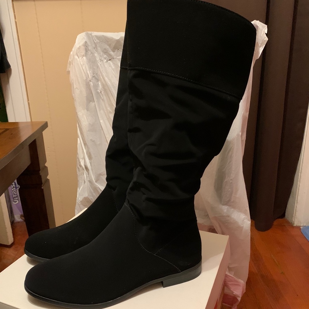 Women’s Black Suede Boots